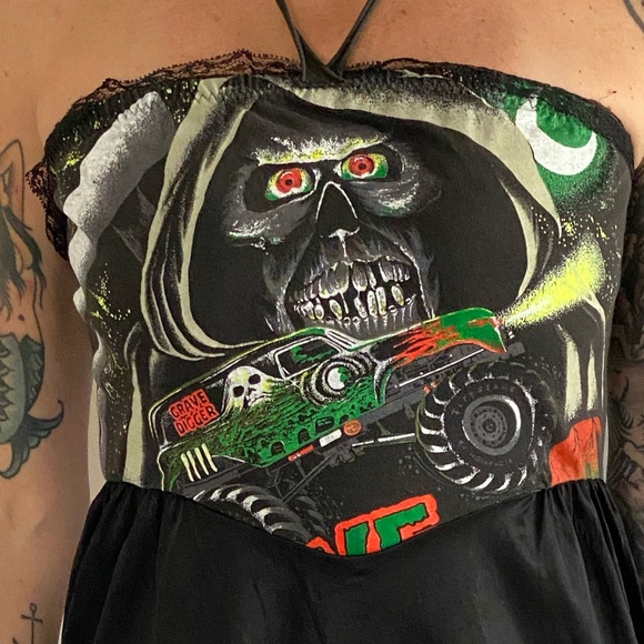 Vintage gravedigger lace slip top Super Lucky Cat - Picture 3 of 10